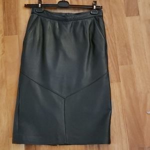 Marc Jacobs 100% lamb leather shirt in size 4